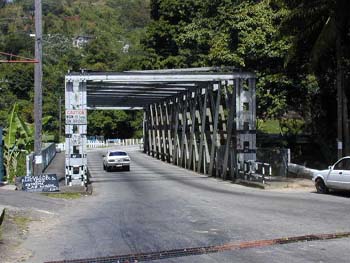 silver bridgelooking n 15 ton sign